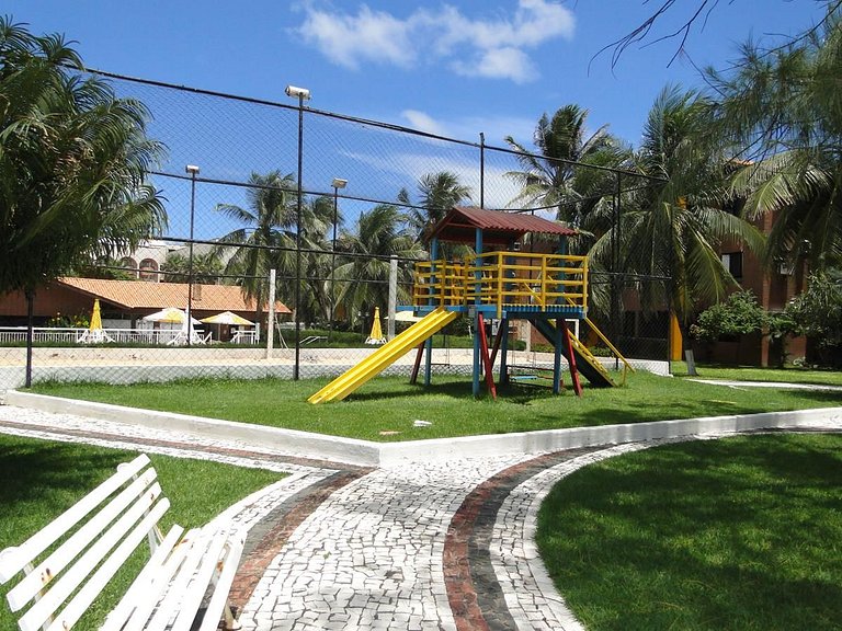 Beautiful apartment, condominium by the sea!