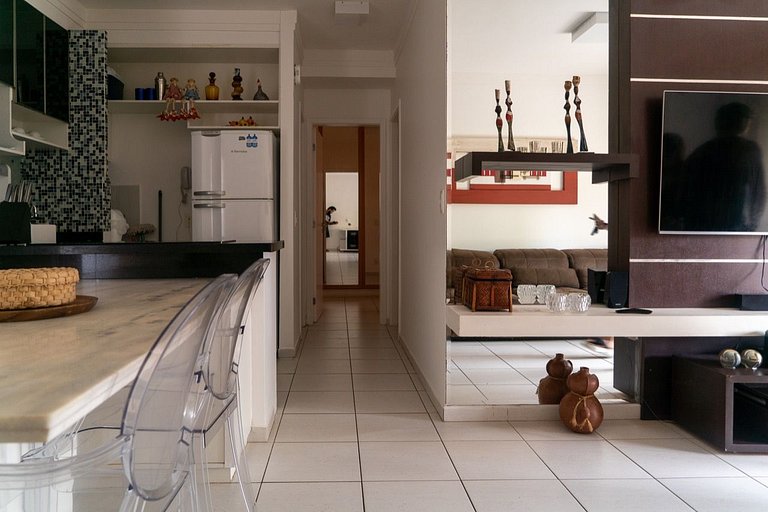 Beautiful apartment, condominium in front of the sea beach L