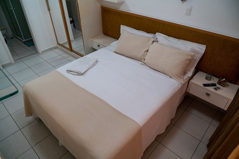 Beautiful apartment, condominium in front of the sea beach L