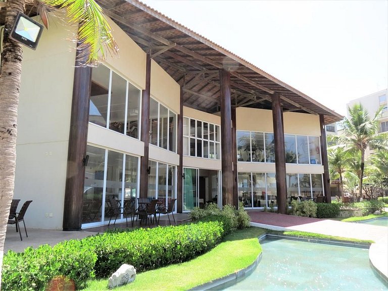 Beautiful apartment, condominium in front of the sea beach L