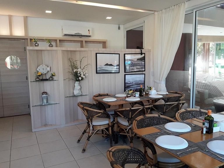 Beautiful apartment, condominium in front of the sea beach L