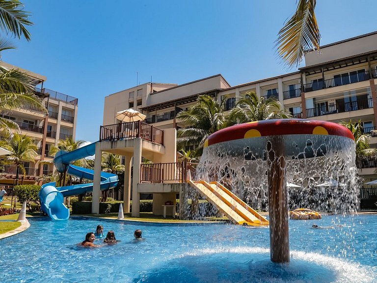 Beautiful apartment, condominium in front of the sea beach L