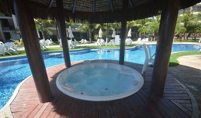 Beautiful apartment, condominium in front of the sea beach L