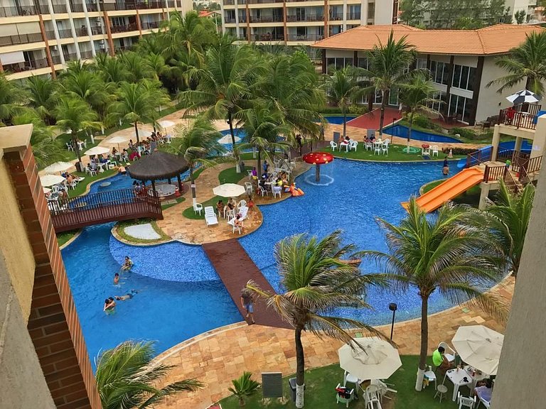 Beautiful apartment, condominium in front of the sea beach L