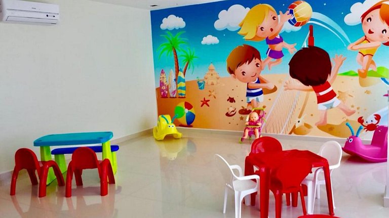 VG FUN belíssimo 2 quartos projetado na beira mar