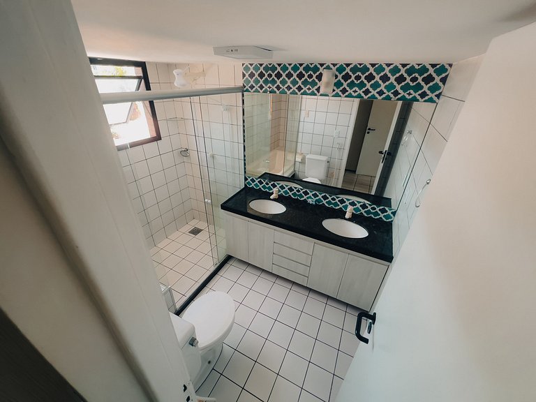 Beautiful apartment, condominium by the sea!