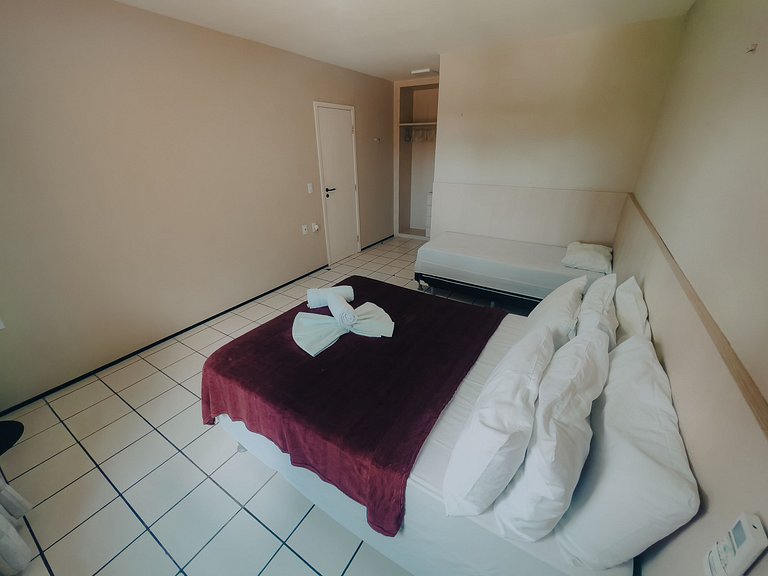 Beautiful apartment, condominium by the sea!