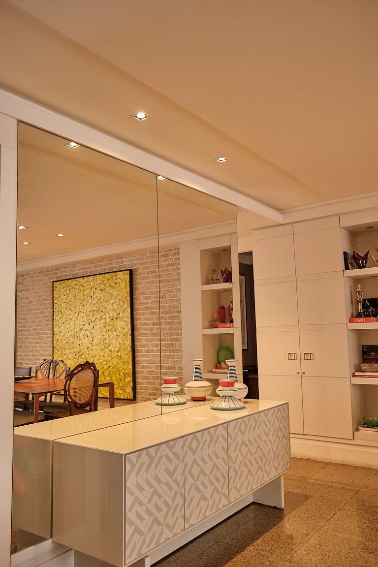 High standard apartment in Meireles