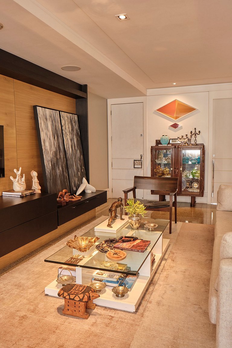 High standard apartment in Meireles