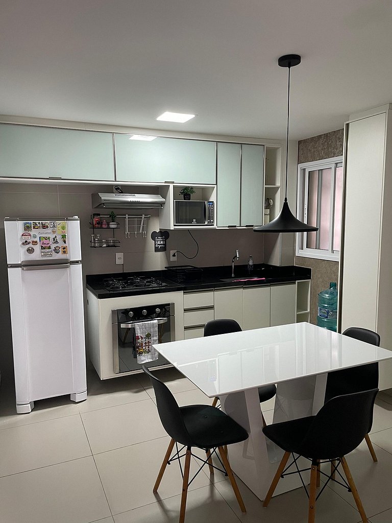 Flat 2 quartos a 50m da praia perto da feirinha