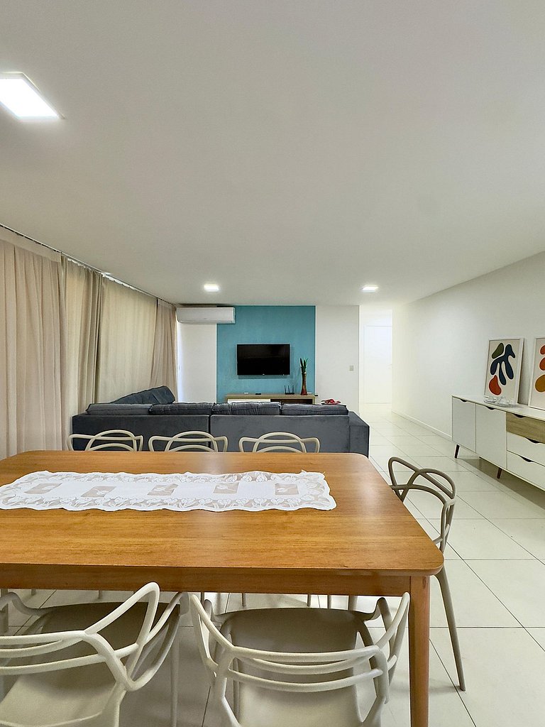 Cobertura no Golf Ville deck privativo com jacuzzi e churras