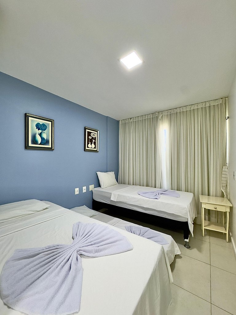 Cobertura no Golf Ville deck privativo com jacuzzi e churras