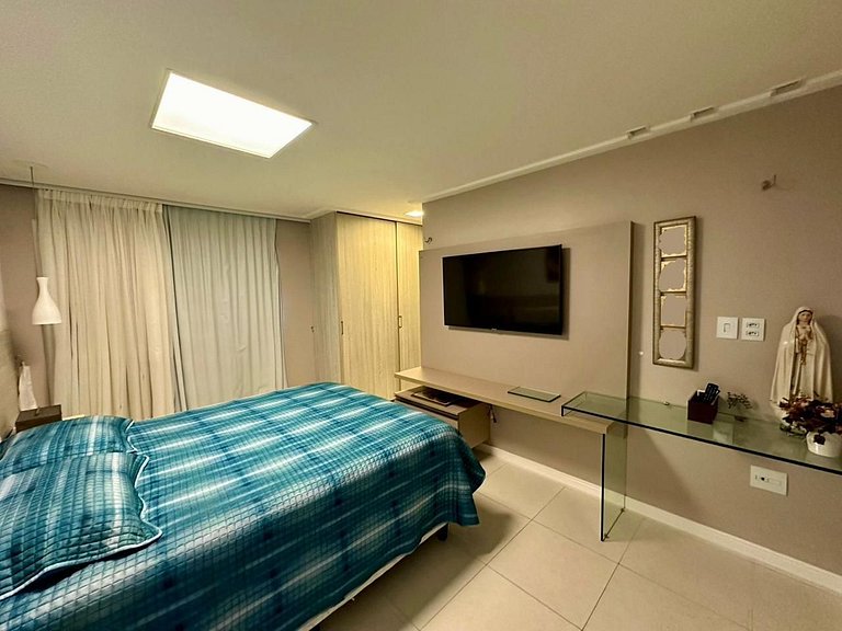 Golf Ville Apto 3 suítes, nascente e vista mar