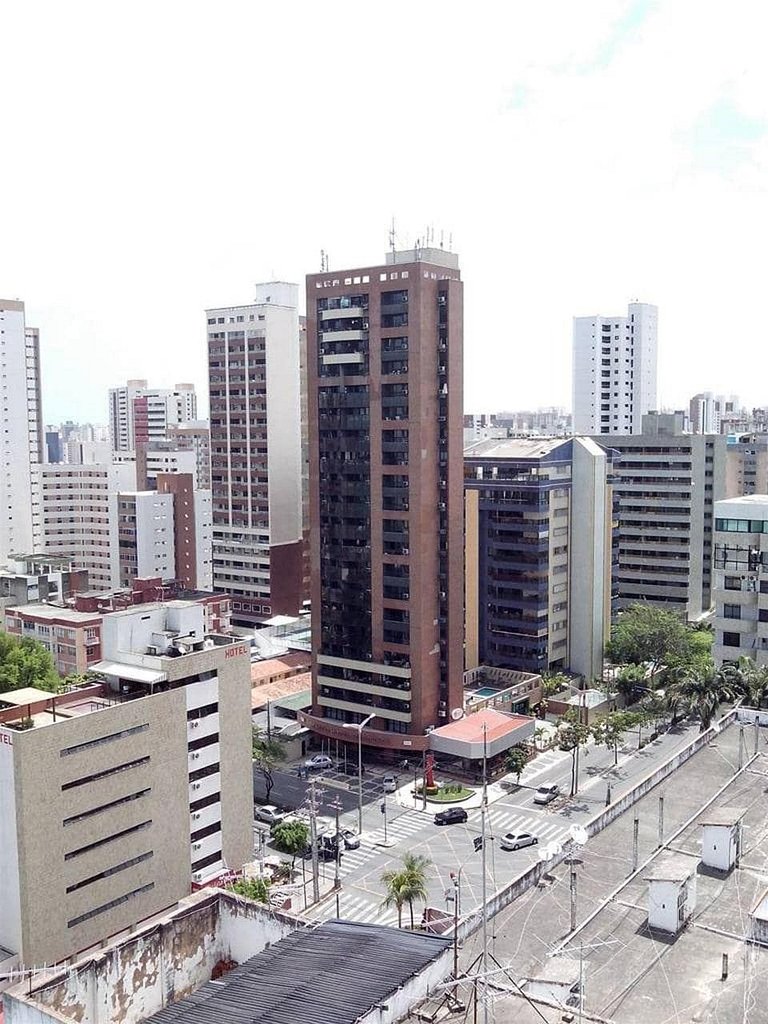 Flat 2 quartos a 50m da Beira-Mar c/ café da manhã