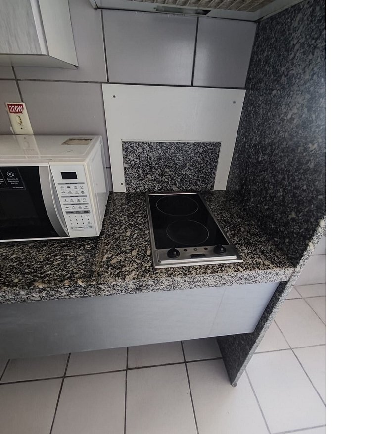 Flat Econômico 50M Beira Mar Vista Mar AP1004