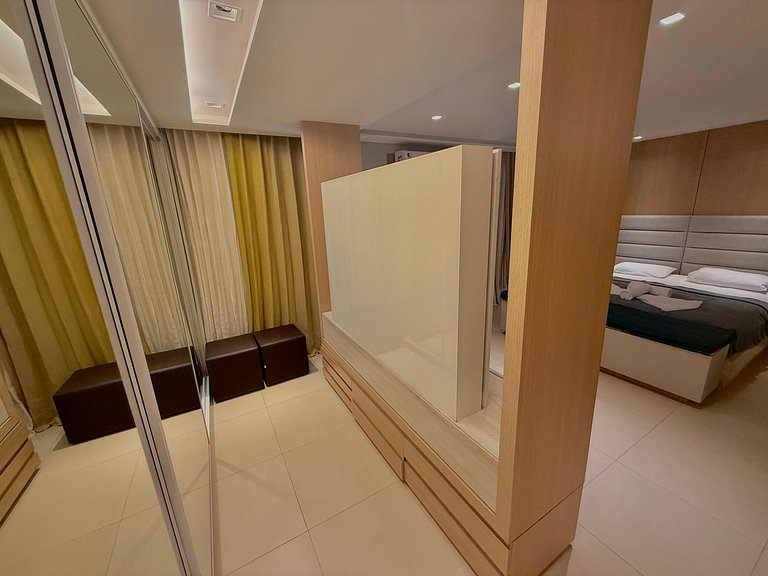 Exclusiva e Única Cobertura Duplex do Golf Ville