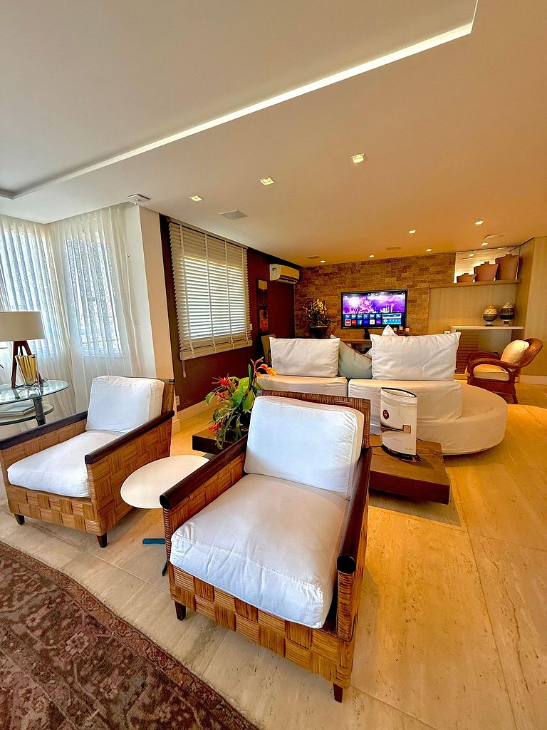 Exclusiva e Única Cobertura Duplex do Golf Ville