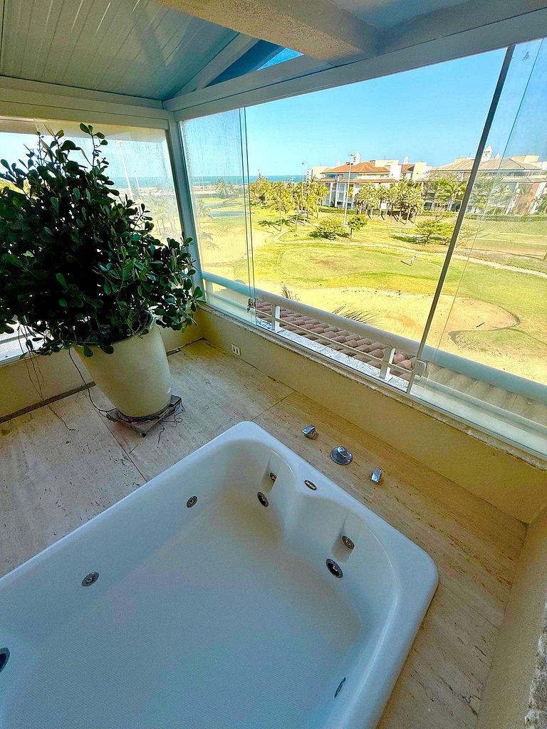 Exclusiva e Única Cobertura Duplex do Golf Ville