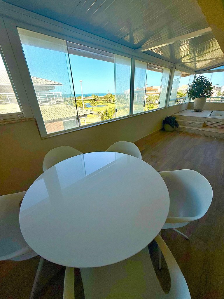 Exclusiva e Única Cobertura Duplex do Golf Ville