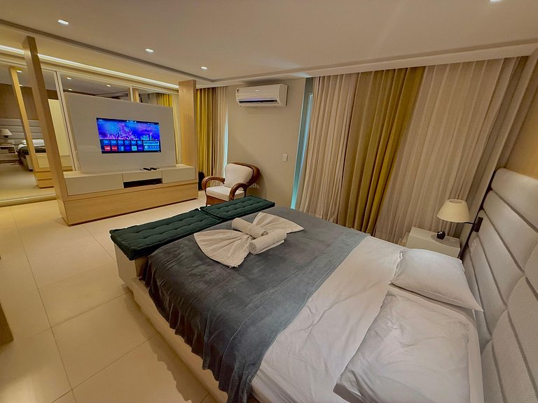 Exclusiva e Única Cobertura Duplex do Golf Ville