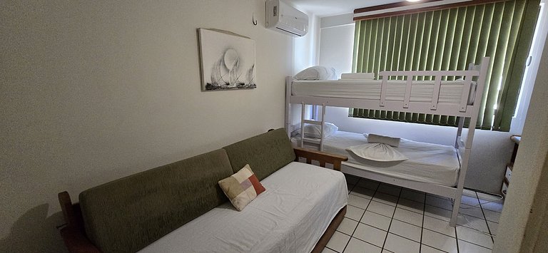 Ape família 200 metros da feirinha beira mar 502