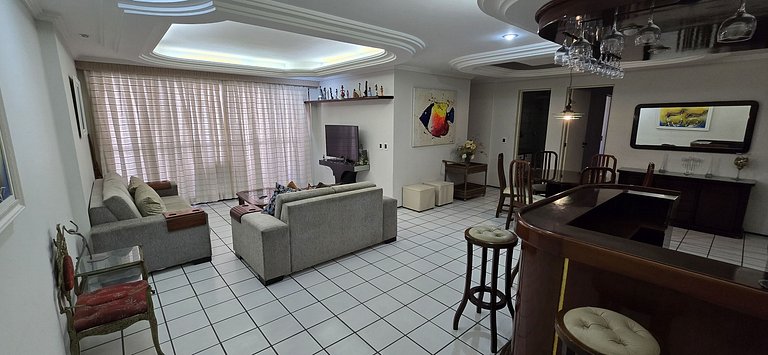 Ape família 200 metros da feirinha beira mar 502