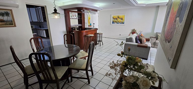 Ape família 200 metros da feirinha beira mar 502