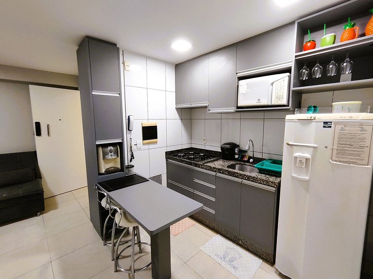 Apê renovado com vista mar em Iracema