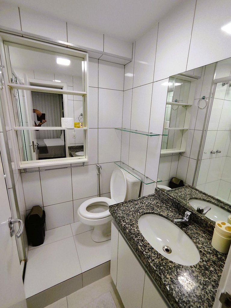 Apê renovado com vista mar em Iracema
