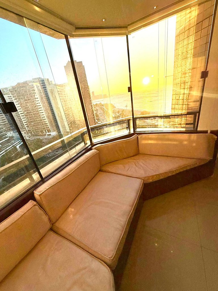Flat beira mar com linda vista e hidromassagem