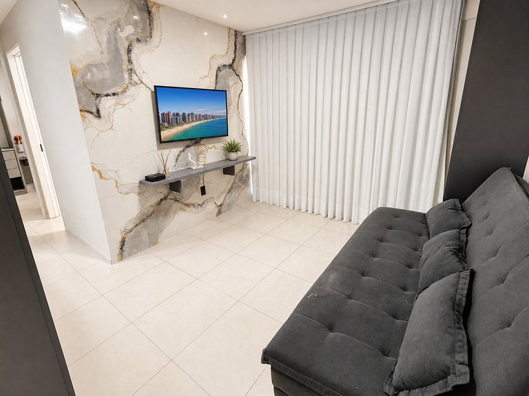 Apê renovado com vista mar em Iracema
