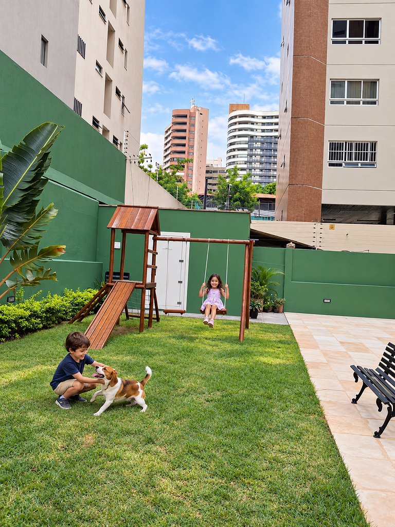 Apê família 3 quartos 200m da feirinha beira mar