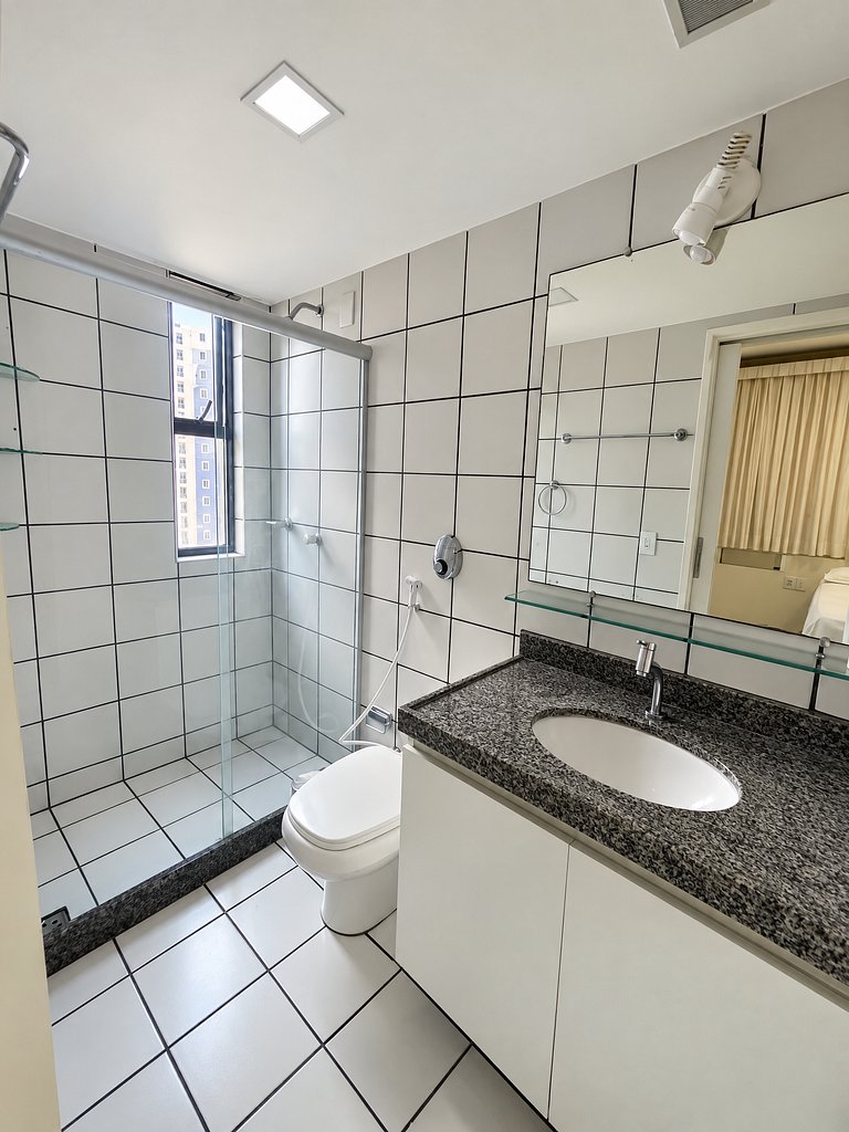Apê família 3 quartos 200m da feirinha beira mar
