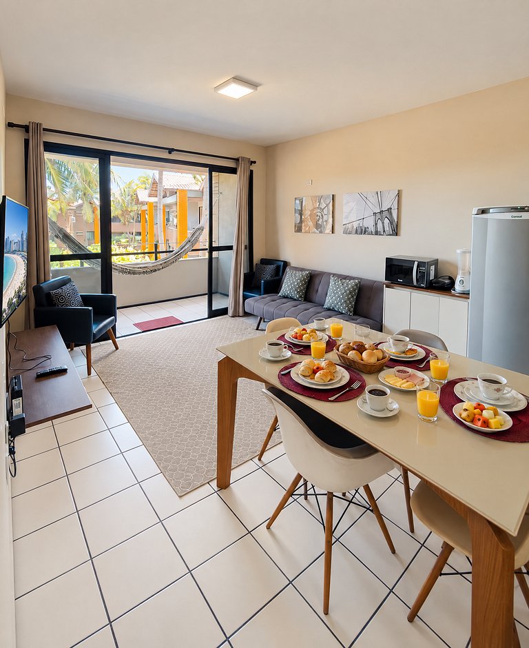 Beautiful apartment, condominium by the sea!