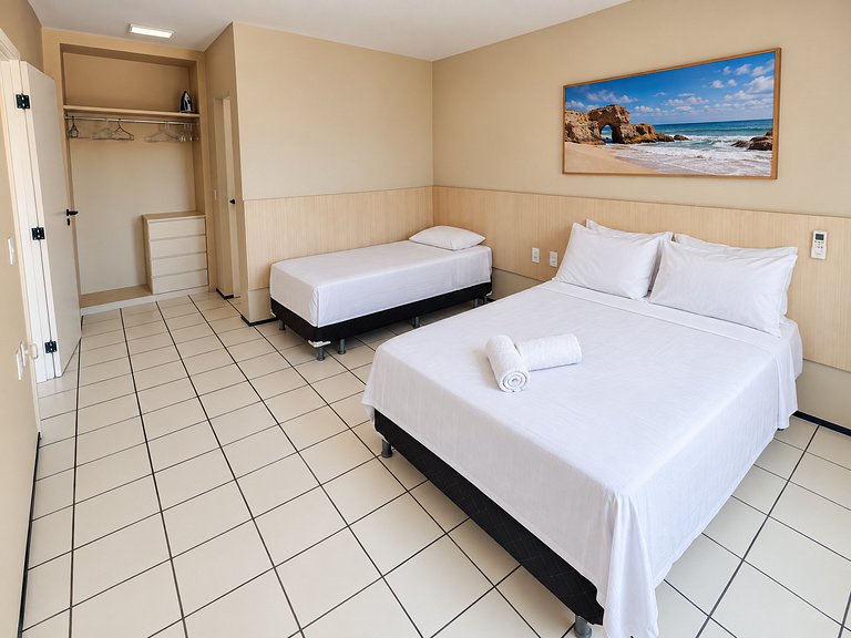 Beautiful apartment, condominium by the sea!