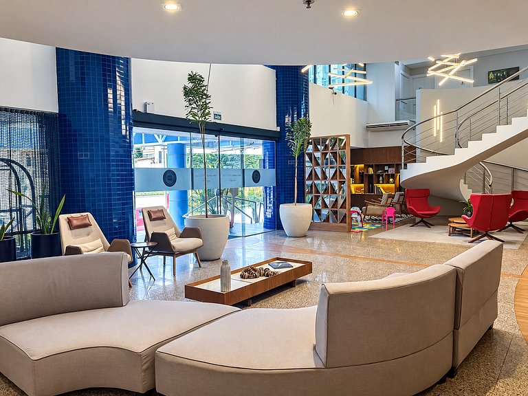 Flat moderno, 2 quartos dentro de hotel famoso